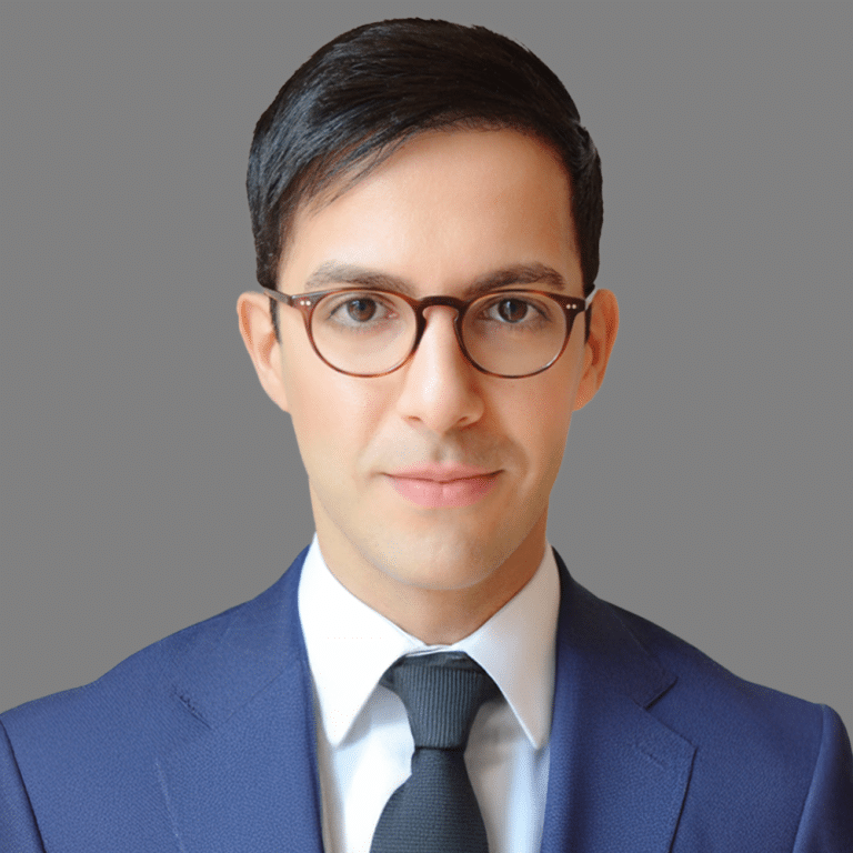Ali Vaez